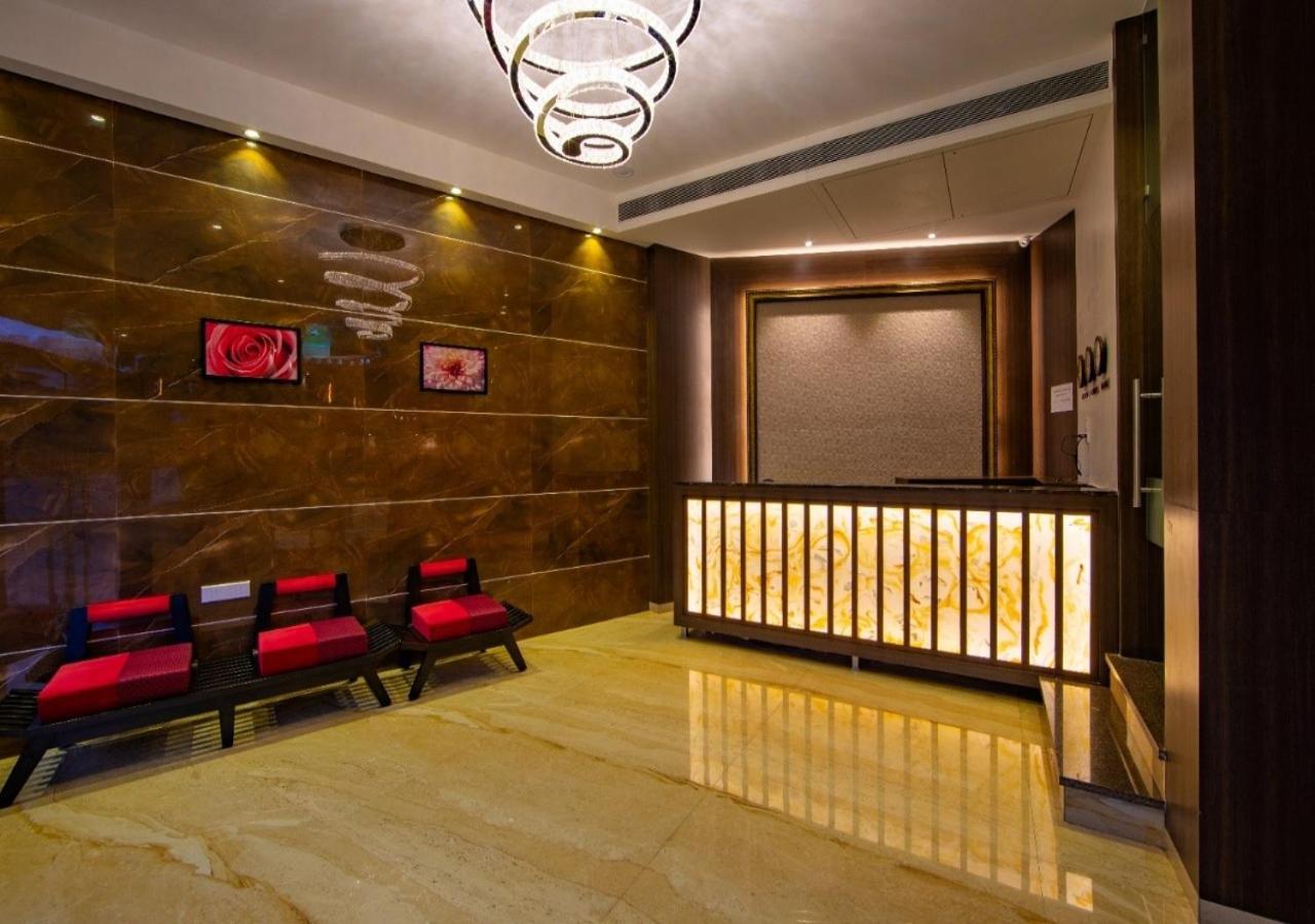 Hotel Laxvas Thane Extérieur photo